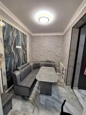 Сдается 2-комнатная квартира − 65 м²