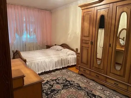 2 xonali kvartira − 57 m², 4/4 qavat