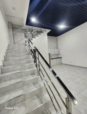 Ijaraga ofis − 166 m²