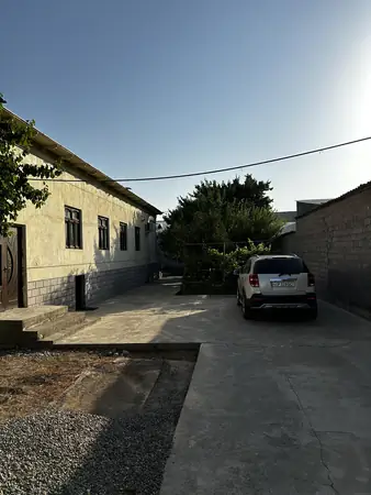 1 qavatli uy − 600 m², 6 sot. 