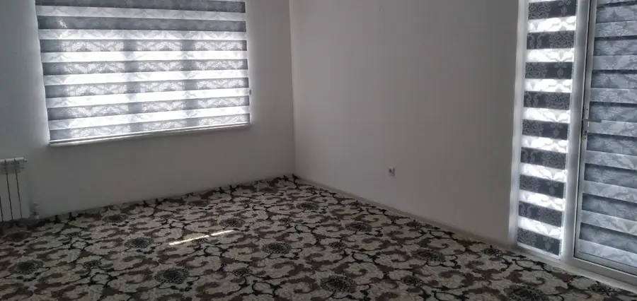 2 xonali kvartira sotiladi − 70 m²