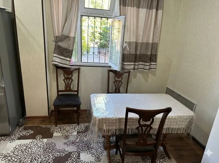 Продается 2-комнатная квартира − 55 м²