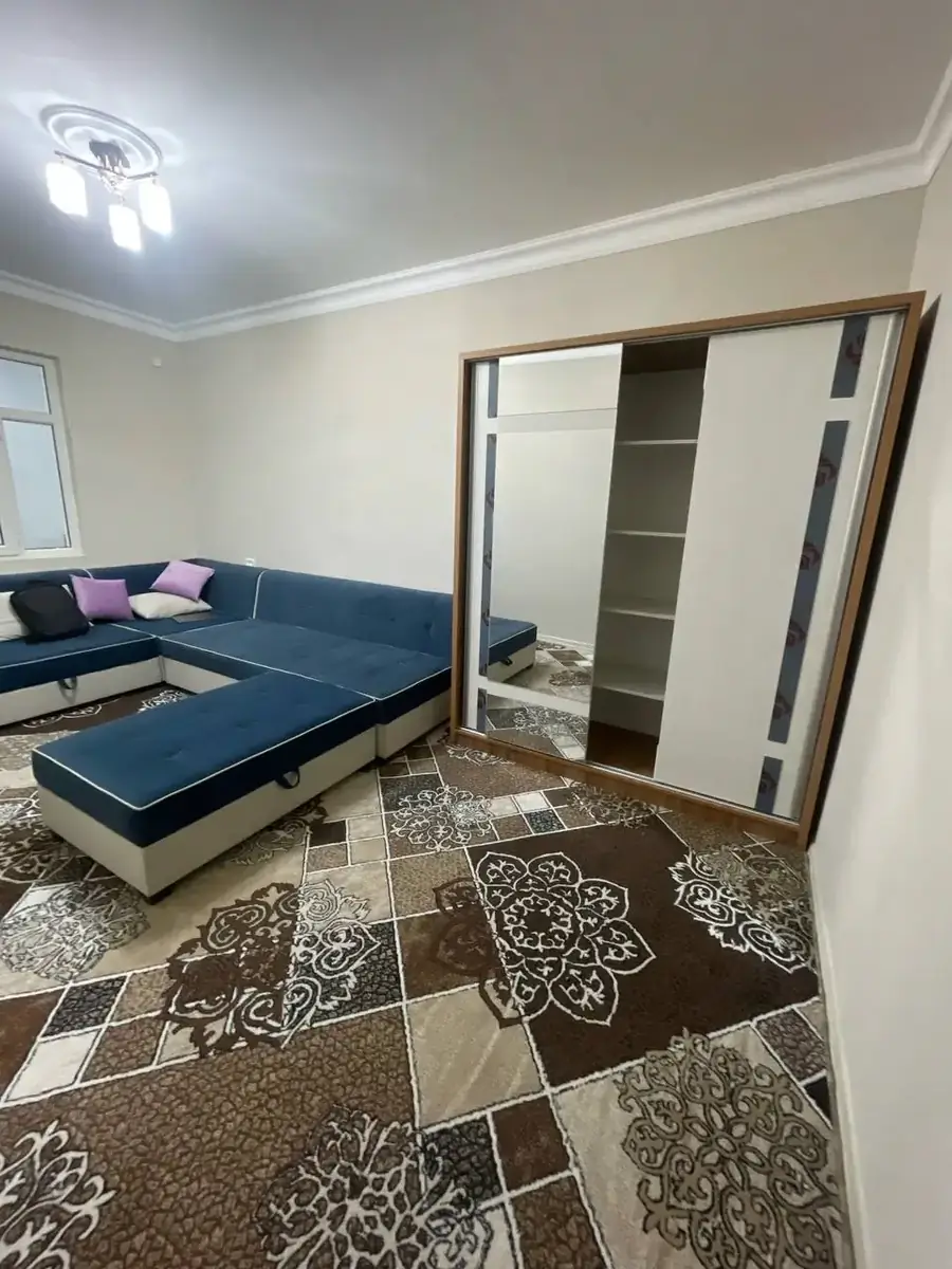 1 xonali kvartira sotiladi − 38 m²