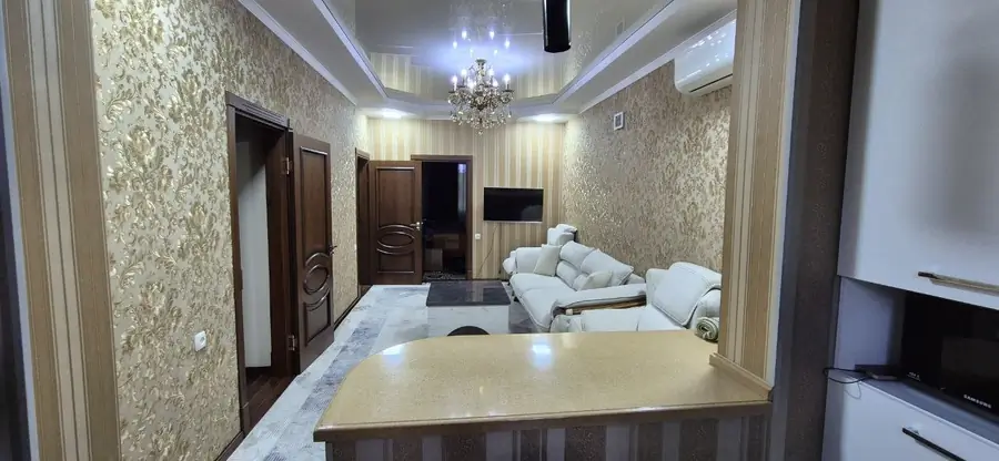 2 xonali kvartira sotiladi − 50 m²