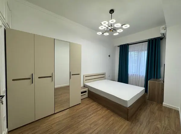 3-комнатная квартира − 70 м², 7/8 этаж