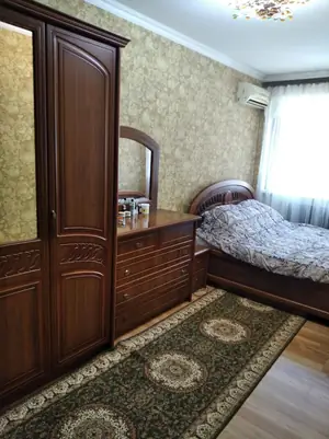 Сдается 2-комнатная квартира − 60 м²