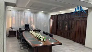Ofis − 300 m², 2/3 qavat