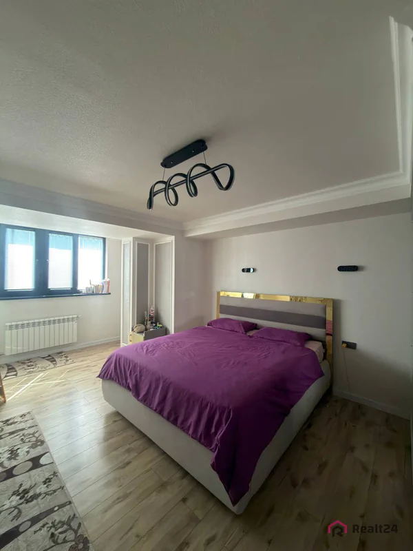 3-комнатная квартира − 105 м², 7/18 этаж