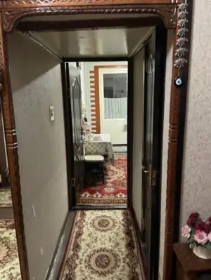 3 xonali kvartira sotiladi − 75 m²