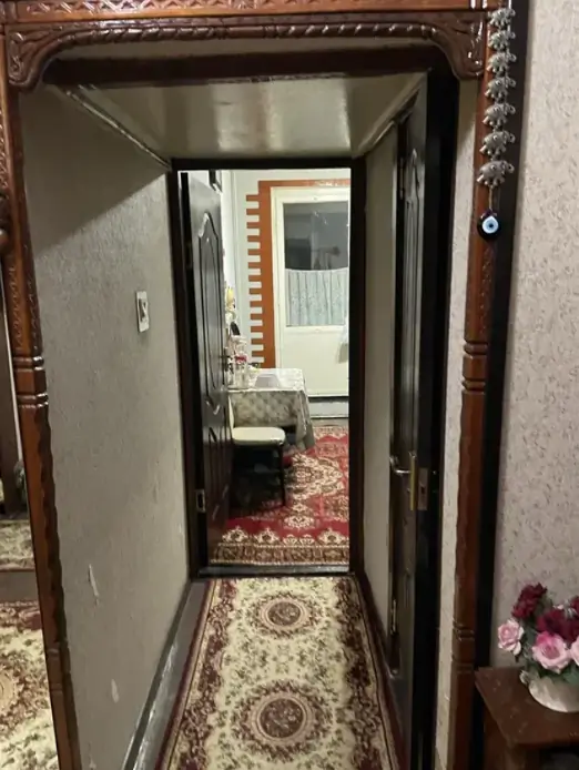 3 xonali kvartira sotiladi − 75 m²