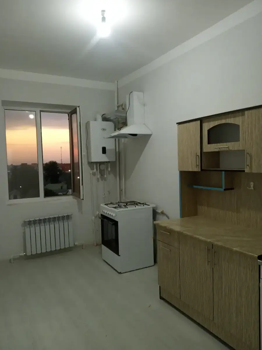 Сдается 2-комнатная квартира − 52 м²