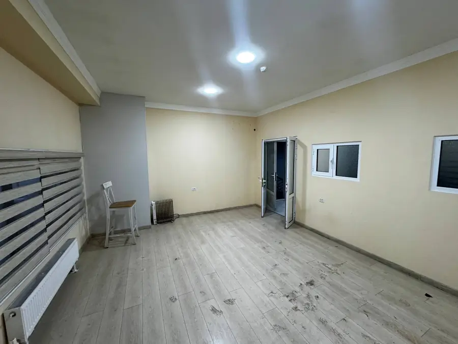Ijaraga ombor − 550 m²