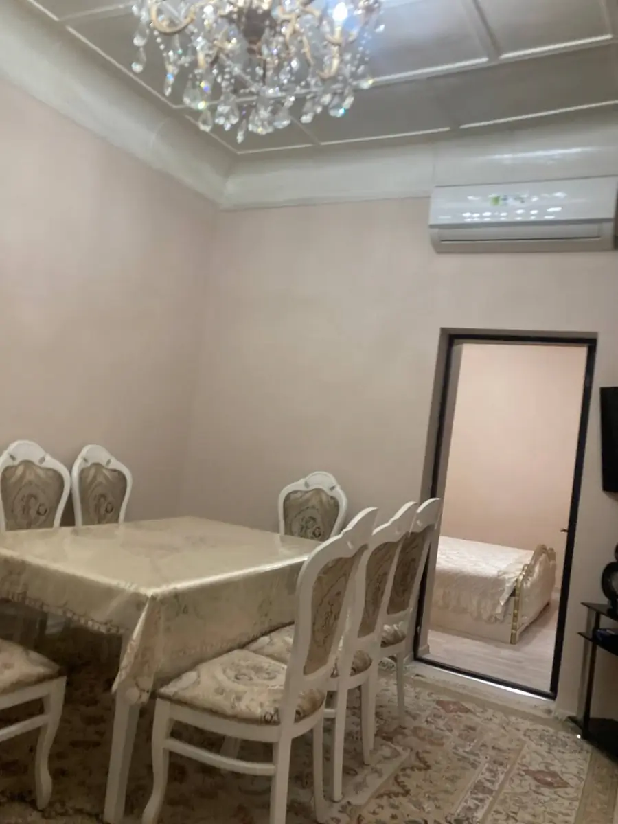 Сдается 1-этажный дом − 90 м²