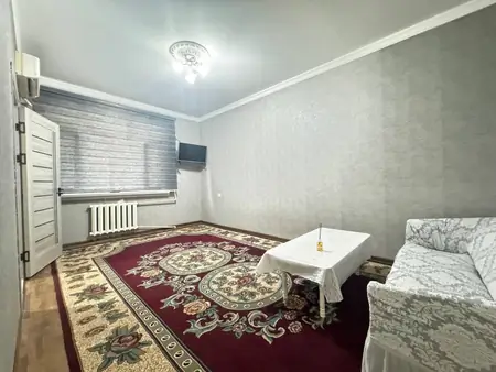 1-комнатная квартира − 30 м², 2/4 этаж