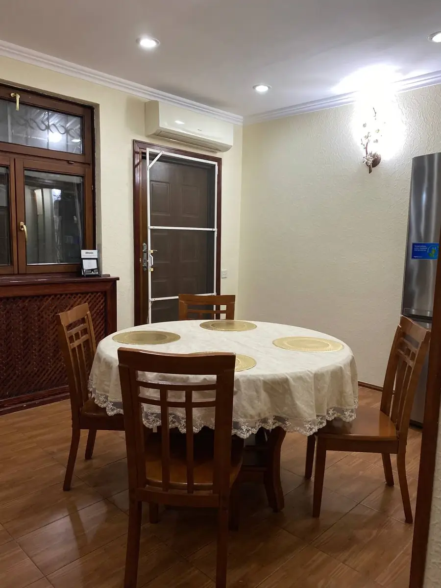 Ijaraga ofis − 77 m²