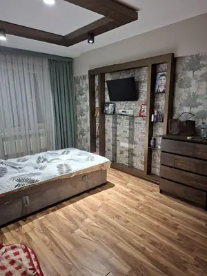 Продается 3-комнатная квартира − 67 м²