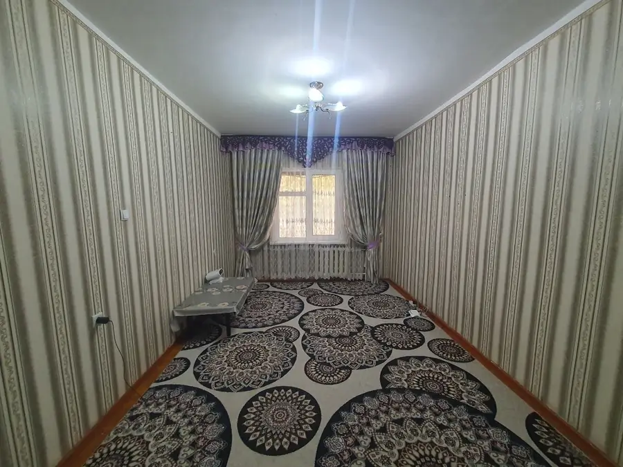 1 xonali kvartira sotiladi − 38 m²