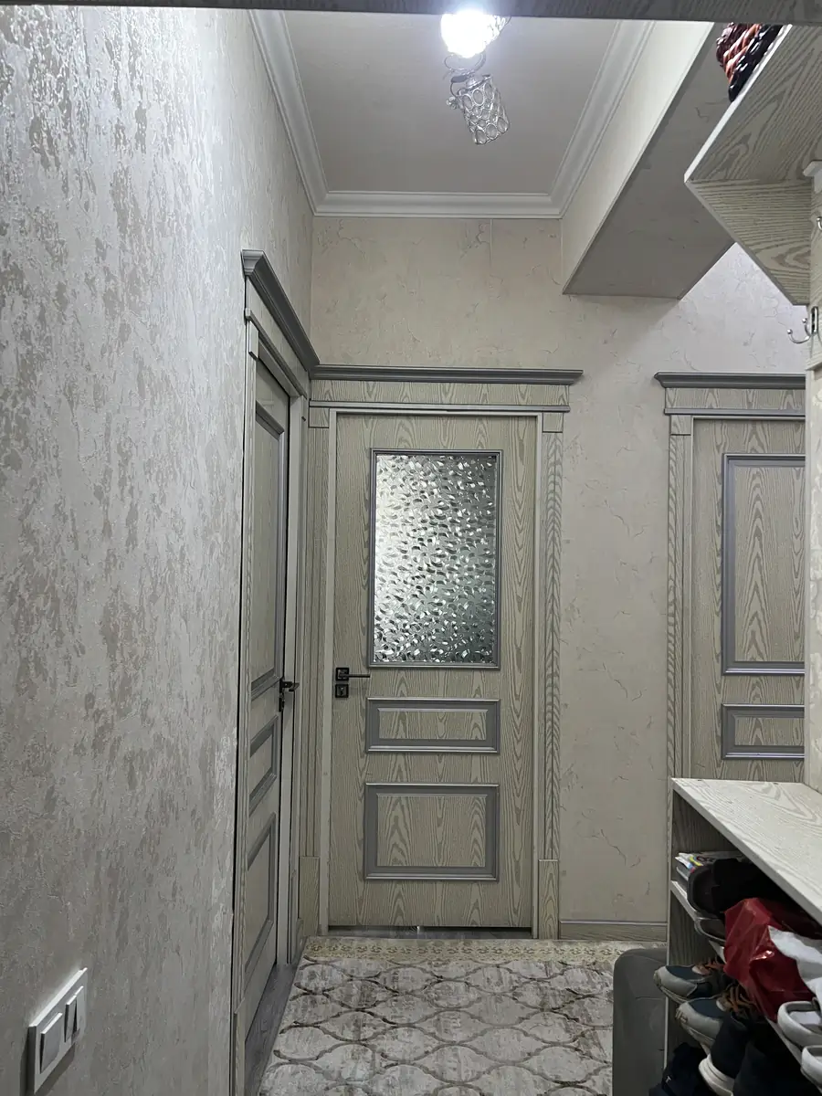 Ijaraga 4 xonali kvartira − 101 m²