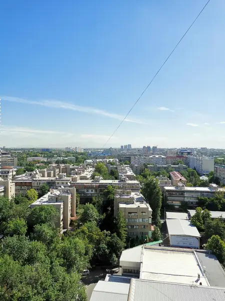 2-комнатная квартира − 85 м², 15/18 этаж