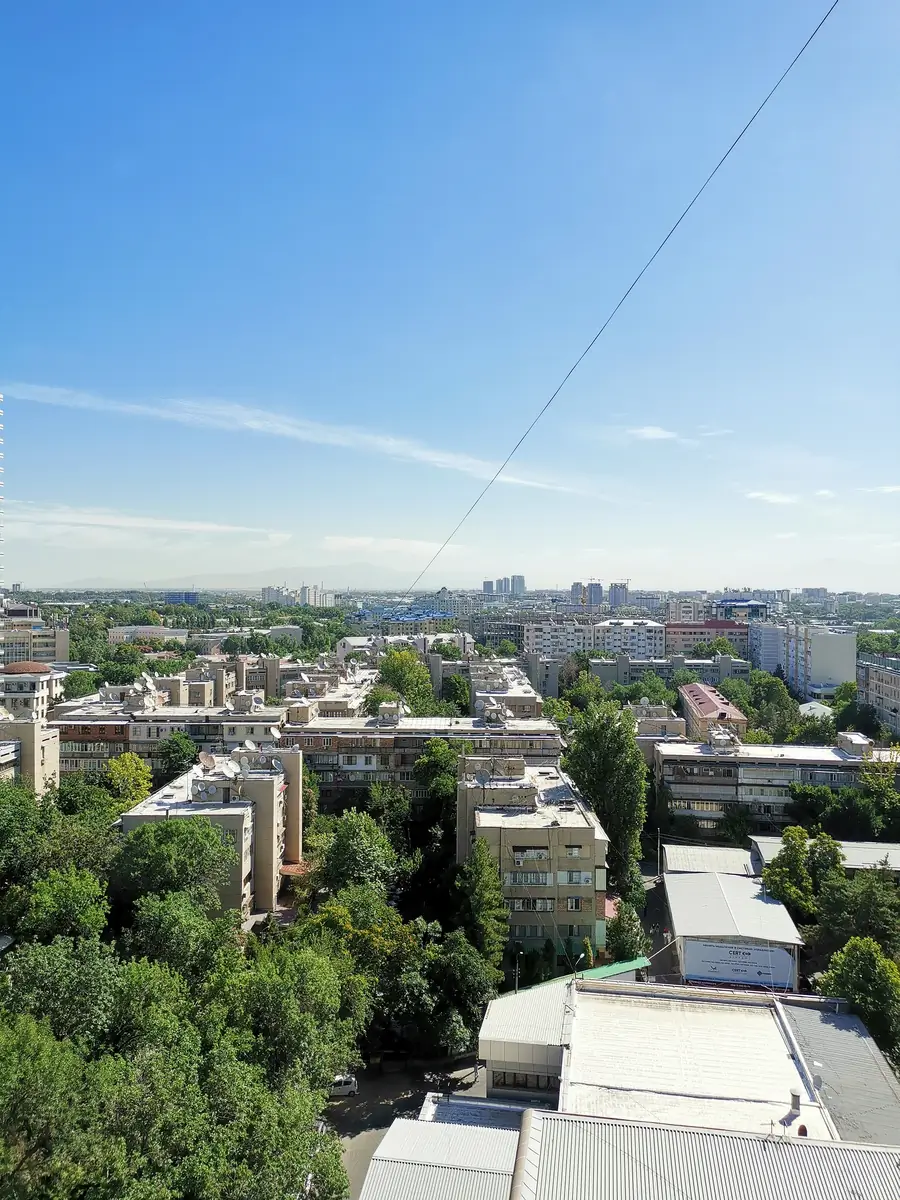 Продается 2-комнатная квартира − 85 м²