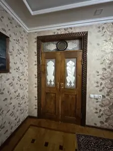 3 xonali kvartira sotiladi − 90 m²
