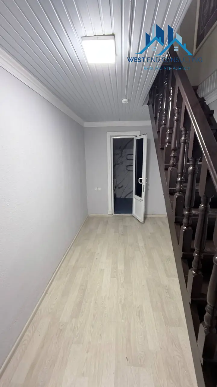 Ijaraga 2 qavatli uy − 288 m²