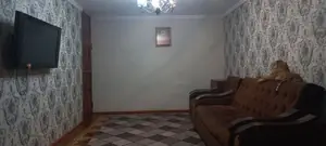 3 xonali kvartira − 80 m², 4/4 qavat