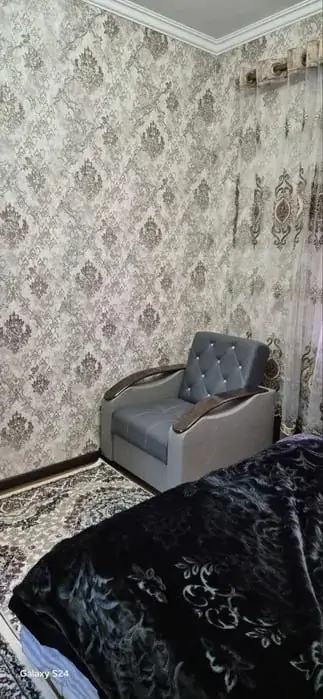 Сдается 2-комнатная квартира − 40 м²