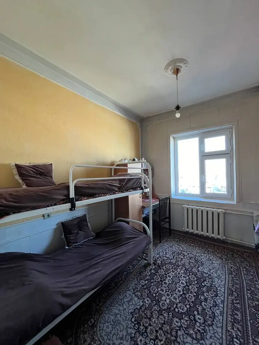 Продается Более 5-комнатная квартира − 111.2 м²