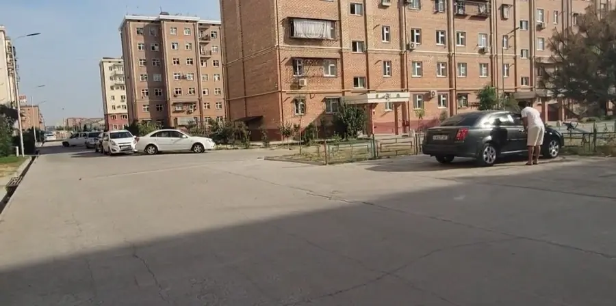 Сдается 2-комнатная квартира − 58 м²