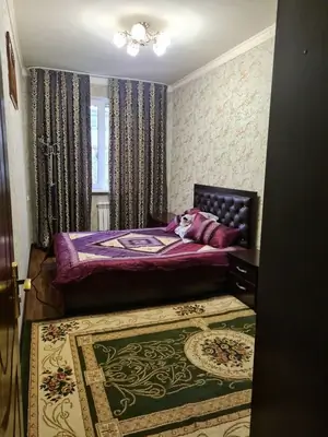 Сдается 3-комнатная квартира − 90 м²