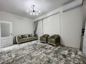 Сдается 2-комнатная квартира − 58 м²