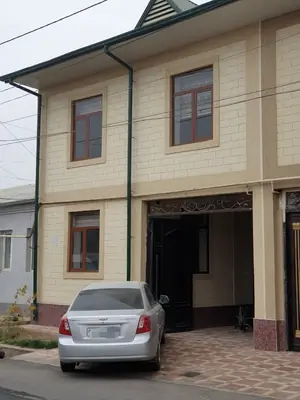 2 qavatli uy − 110 m², 1.5 sot.