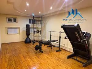 Ijaraga 3 qavatli uy − 350 m²