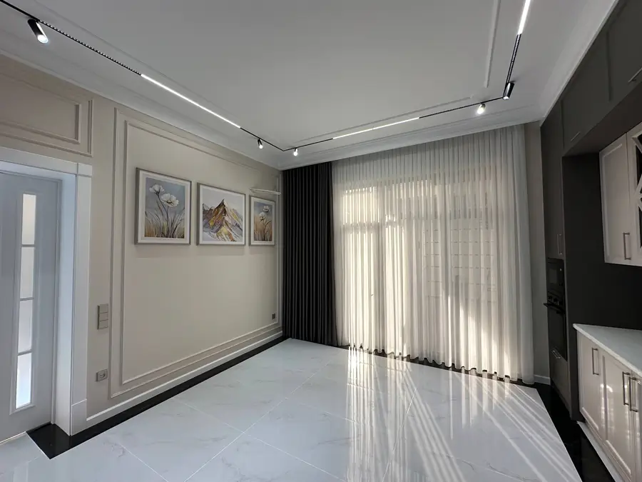 Продается 2-этажный дом − 368 м²