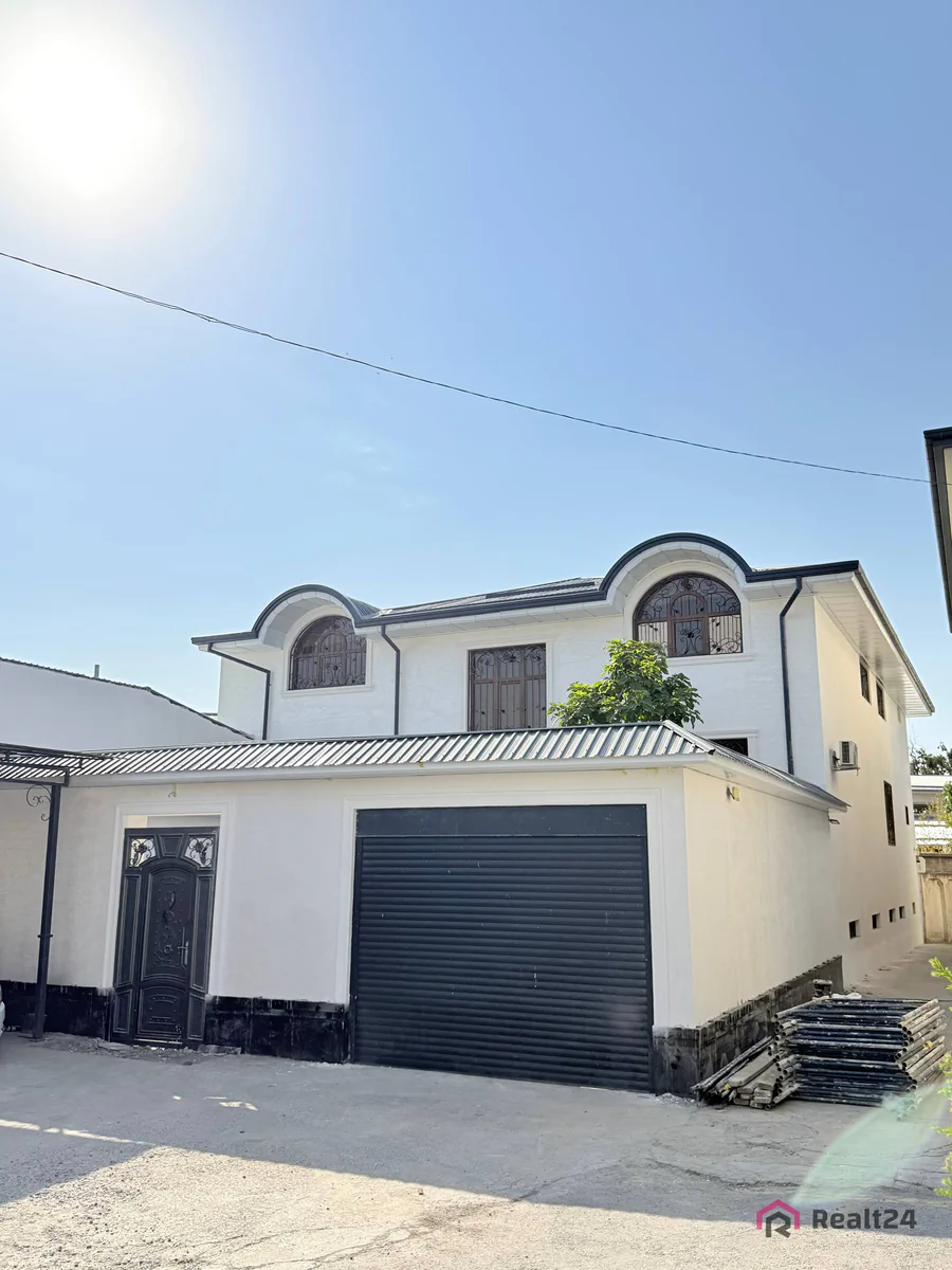Ijaraga 2 qavatli uy − 450 m²