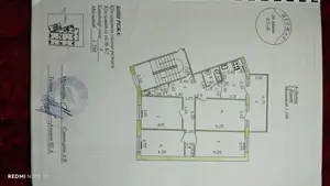 4 xonali kvartira sotiladi − 96 m²