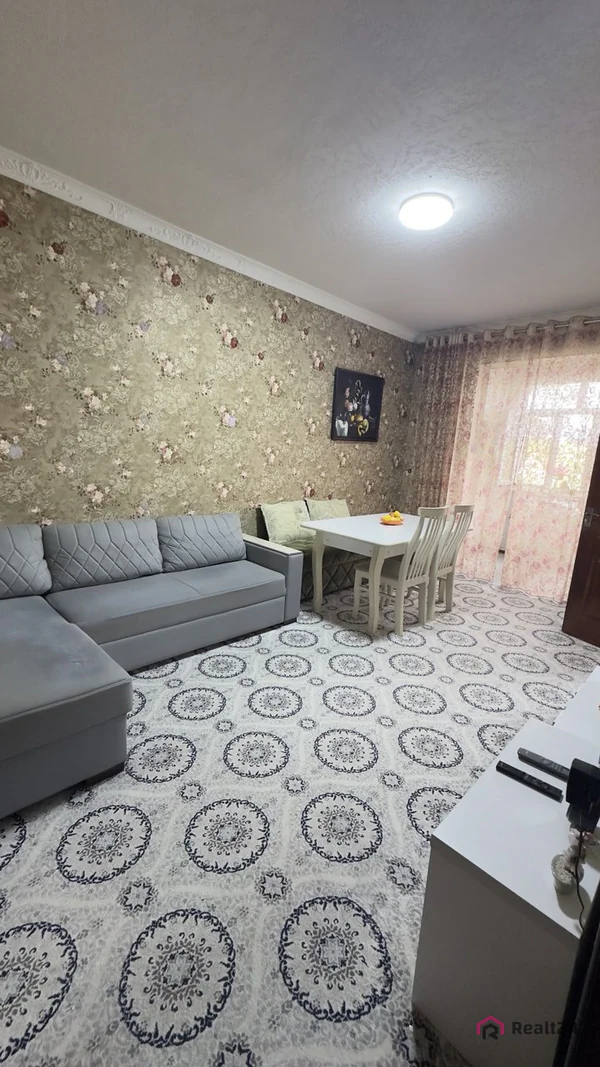 2 xonali kvartira sotiladi − 46 m²