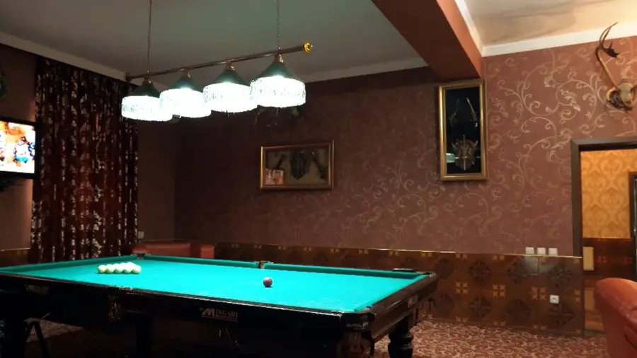 2 qavatli uy sotiladi − 300 m²