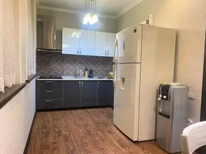 Сдается 3-комнатная квартира − 110 м²