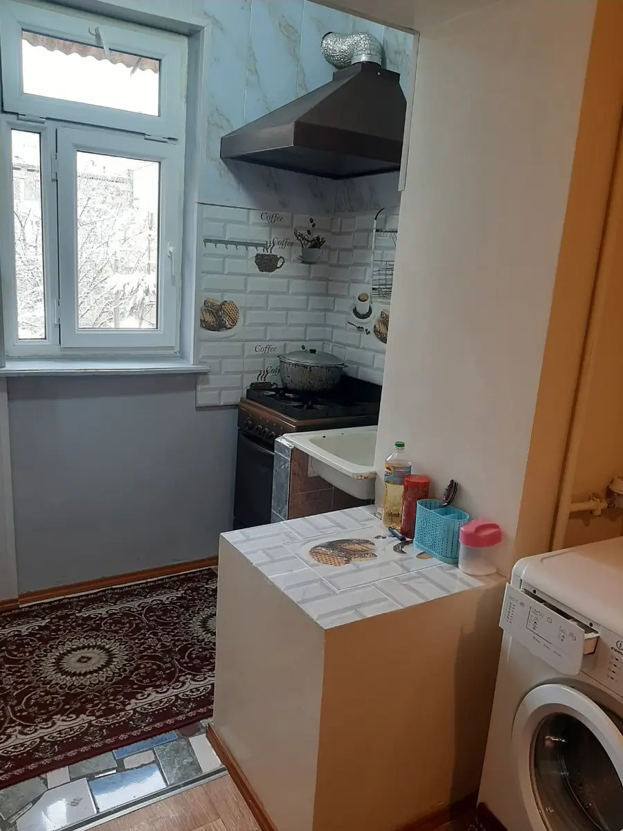 Сдается 2-комнатная квартира − 45 м²