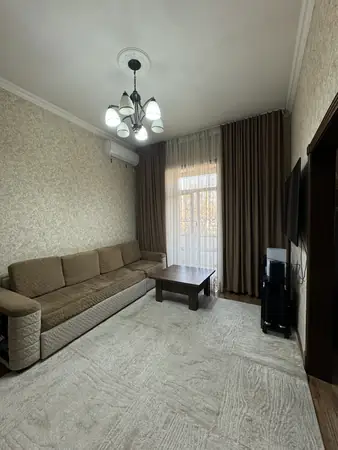 2-комнатная квартира − 50 м², 4/4 этаж