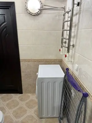 Сдается 2-комнатная квартира − 57 м²