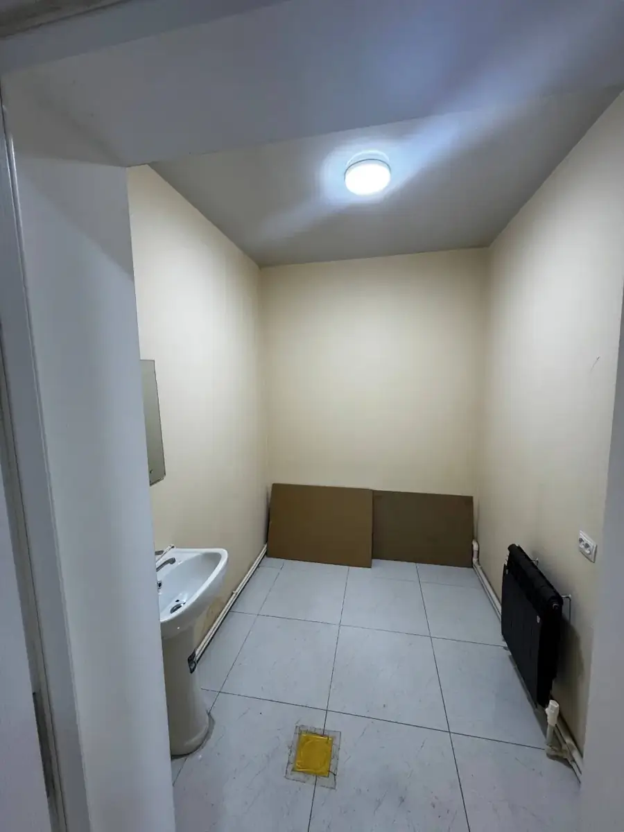 Ijaraga ombor − 550 m²