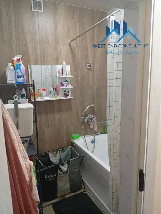 2 xonali kvartira sotiladi − 65 m²