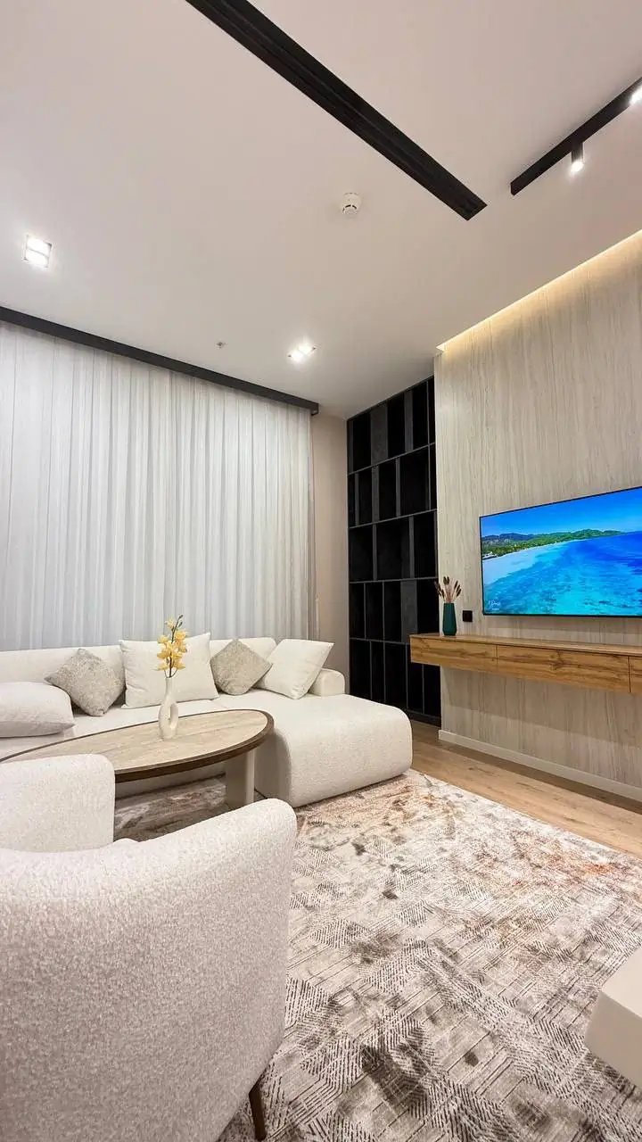 Сдается 2-комнатная квартира − 60 м²