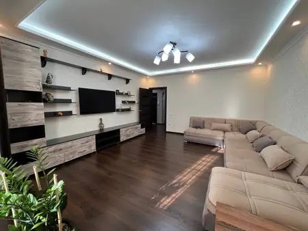 3-комнатная квартира − 74 м², 3/9 этаж