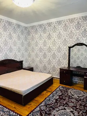 Сдается 3-комнатная квартира − 128 м²