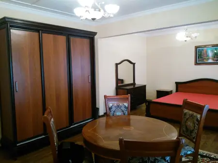 4-комнатная квартира − 130 м², 8/9 этаж