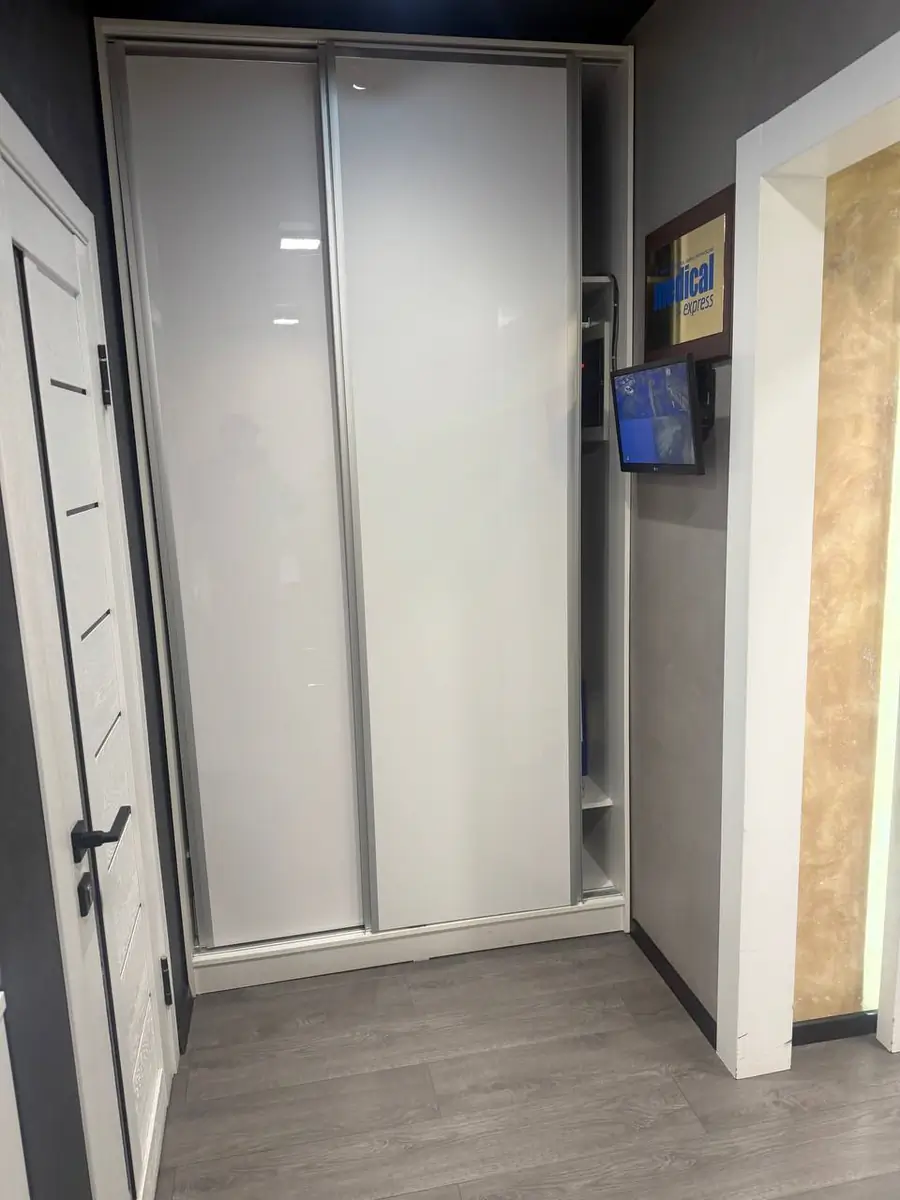 Ijaraga ofis − 164 m²